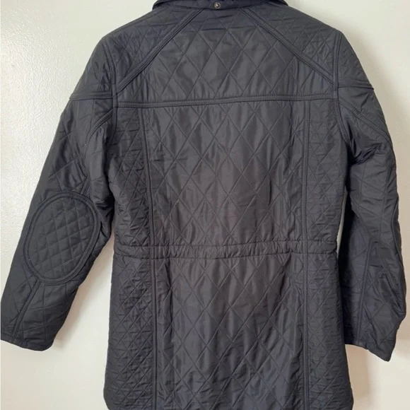 Barbour Quilted Utility Jacket in Black - Picture 4 of 6